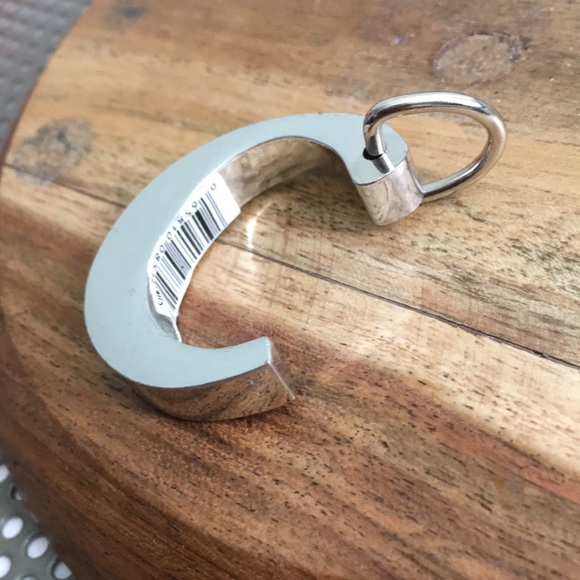 🖤initial ‘C’ pendant - Picture 3 of 12